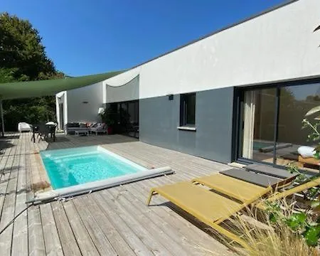 Des Pins Villa *