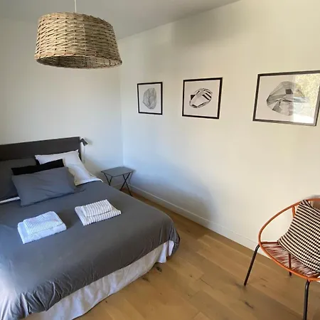 Des Pins Villa