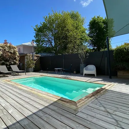 Villa Des Pins *
